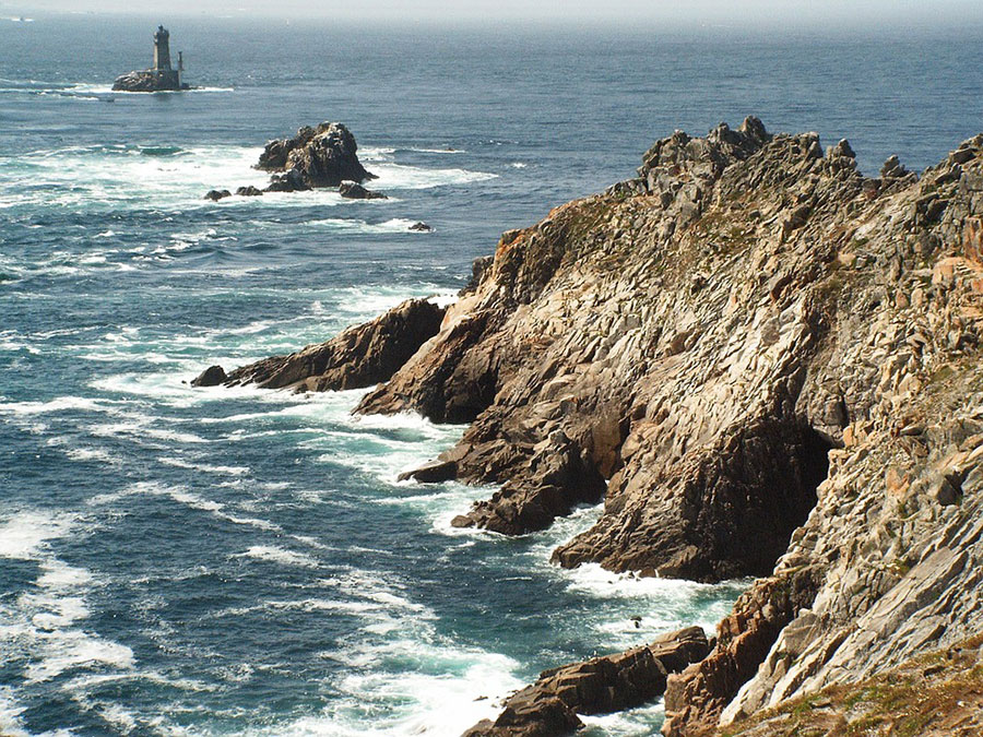 Cliffs of Moher - Atlantic Ocean - Love Irish Tours